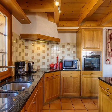 Horská chata Groot 10 Pers Ski-in Chalet Met Openhaard En Garage La Tzoumaz
