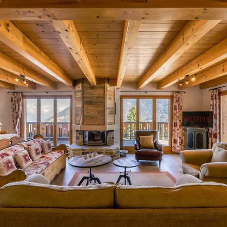 Groot 10 Pers Ski-in Chalet Met Openhaard En Garage