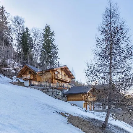 Horská chata Groot 10 Pers Ski-in Chalet Met Openhaard En Garage *