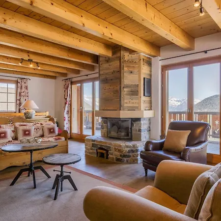 Groot 10 Pers Ski-in Chalet Met Openhaard En Garage Horská chata La Tzoumaz