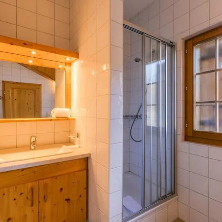 Horská chata Groot 10 Pers Ski-in Chalet Met Openhaard En Garage *