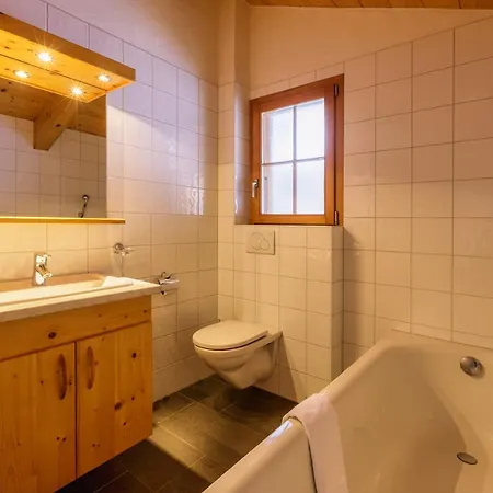 Groot 10 Pers Ski-in Chalet Met Openhaard En Garage Horská chata