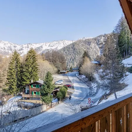 Groot 10 Pers Ski-in Chalet Met Openhaard En Garage