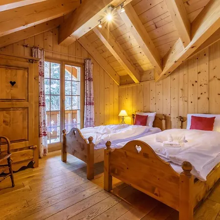Groot 10 Pers Ski-in Chalet Met Openhaard En Garage *
